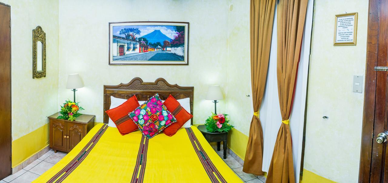 Don Valentino Hotel Antigua ภายนอก รูปภาพ