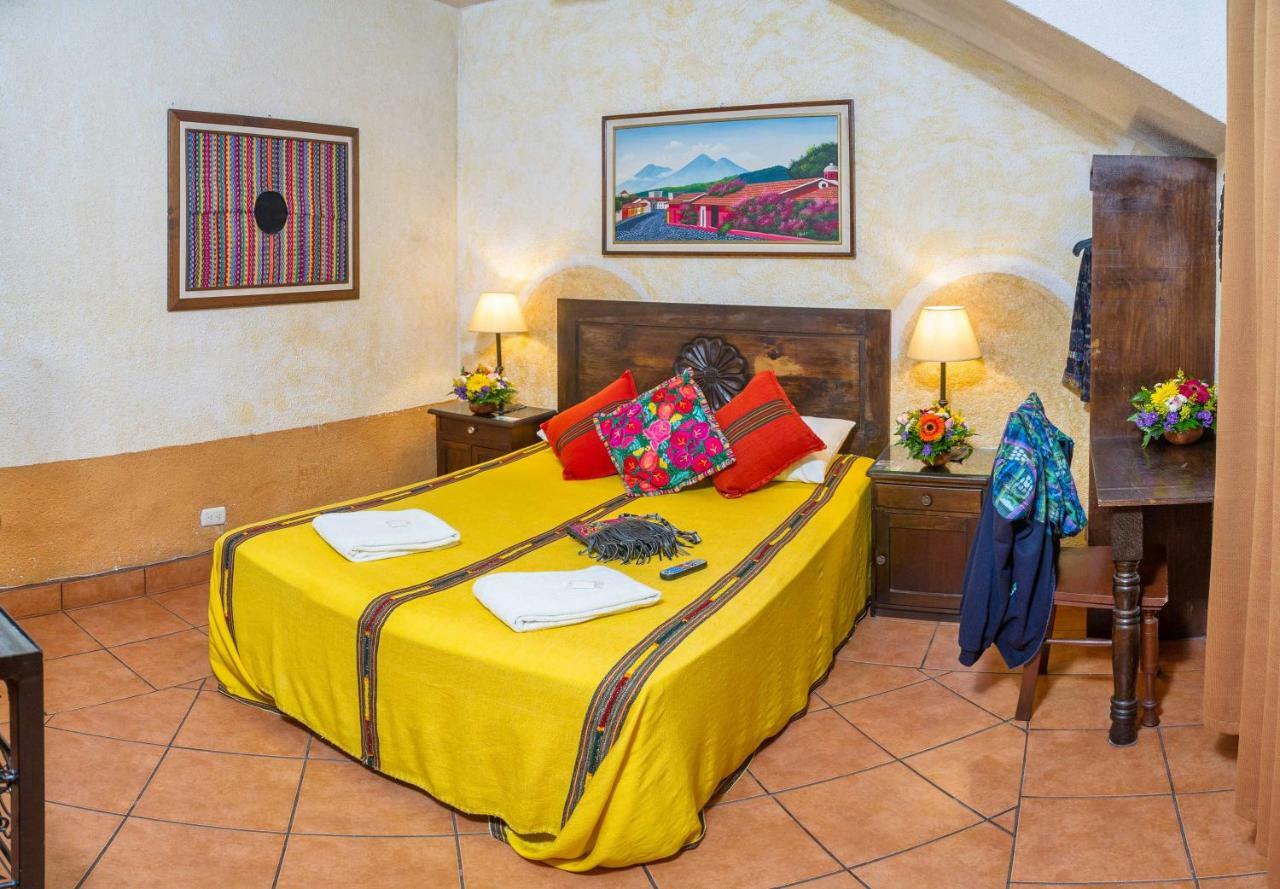 Don Valentino Hotel Antigua ภายนอก รูปภาพ